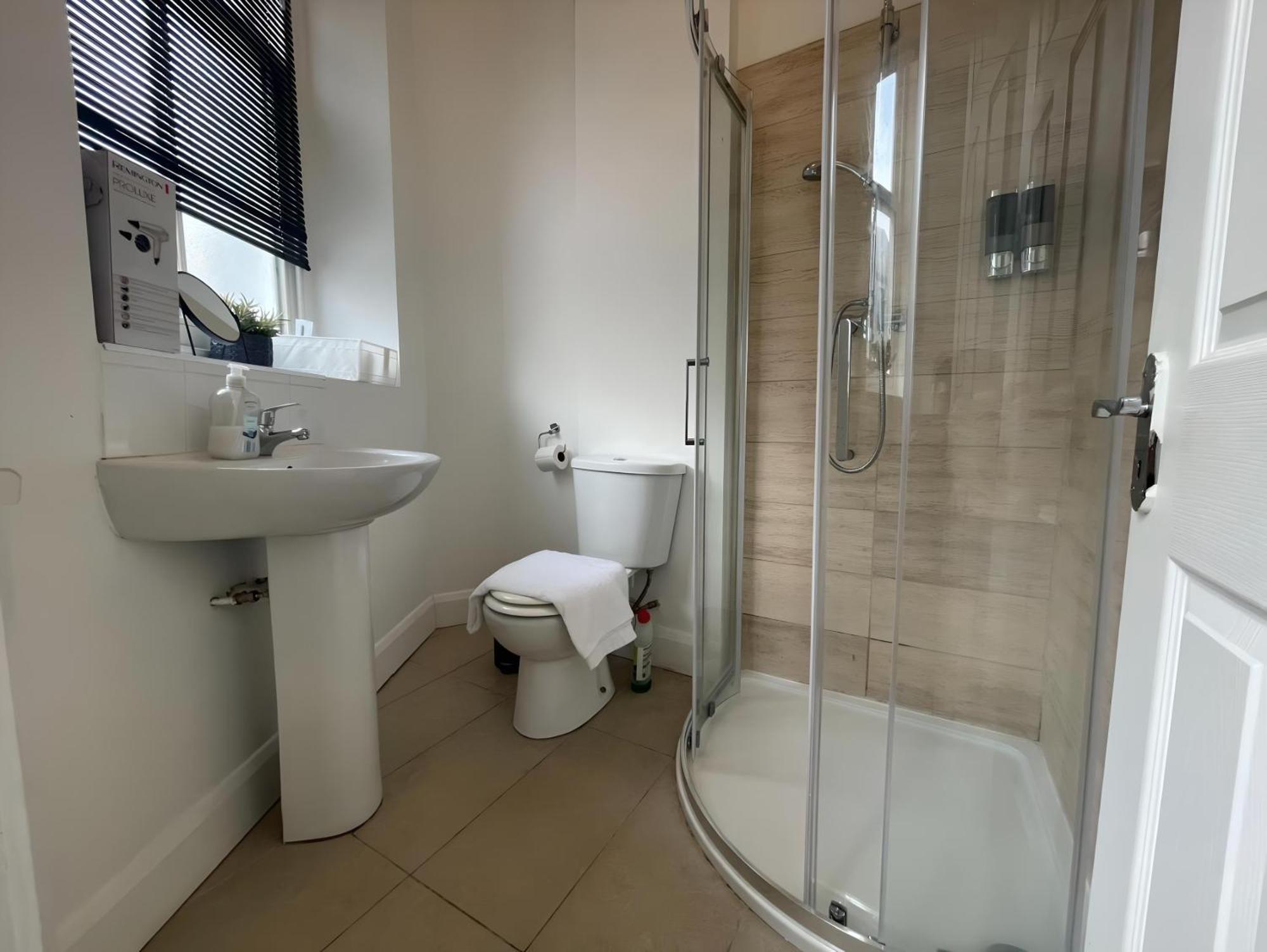 Cork City En-Suite Single Room Exterior photo